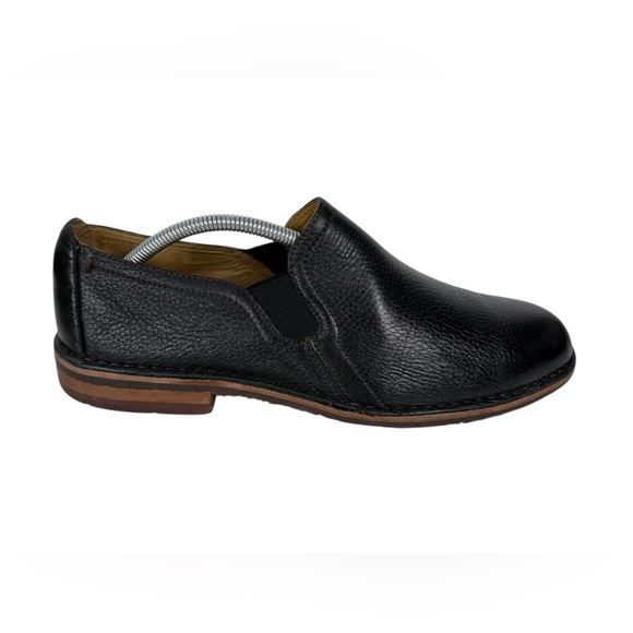 Trask Mens 10.5 M Slip On Casual Black Leather Shoes Loafers Rubber Soles main image 10
